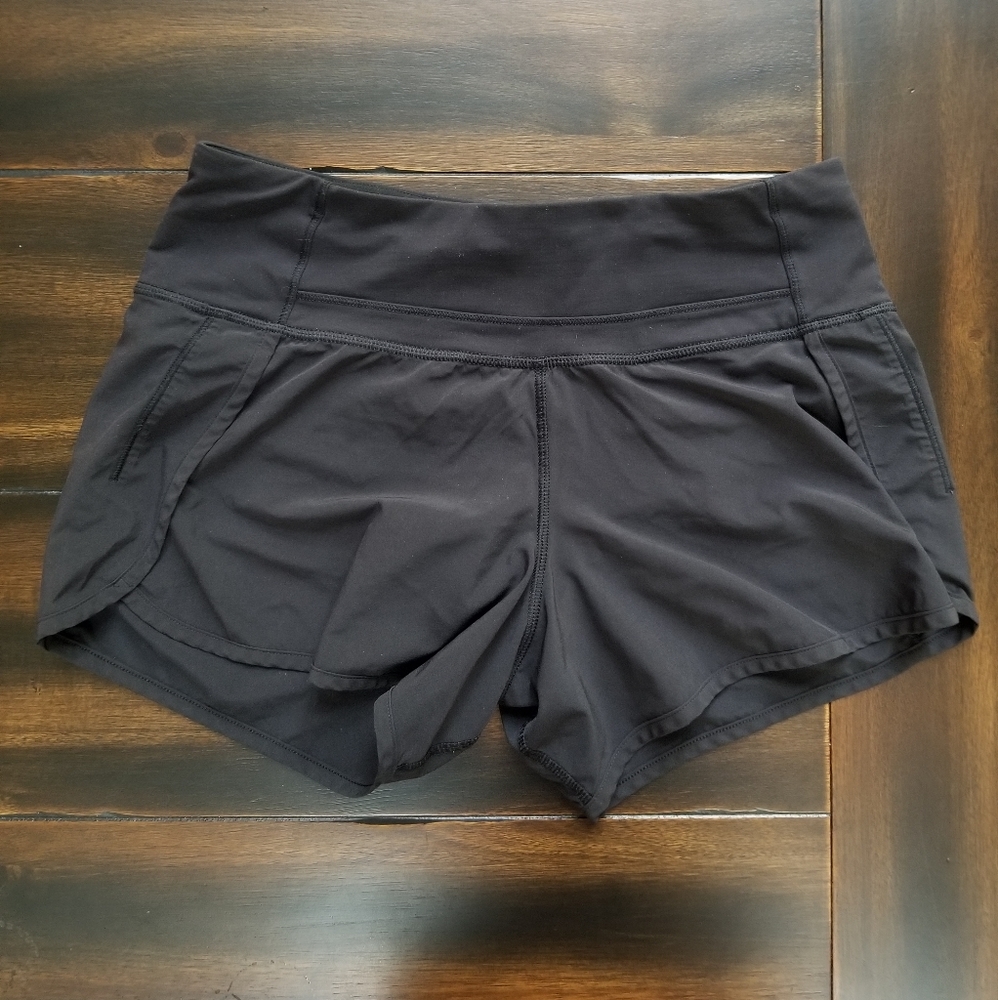 Lululemon Speed Up shorts size 4